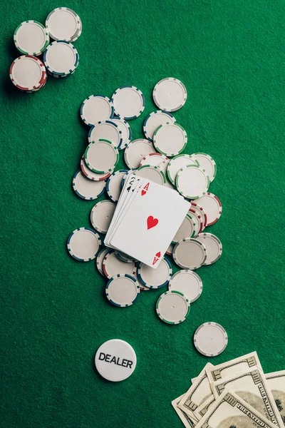 akunslot Live Roulette table with professional dealer and HD broadcast from studio